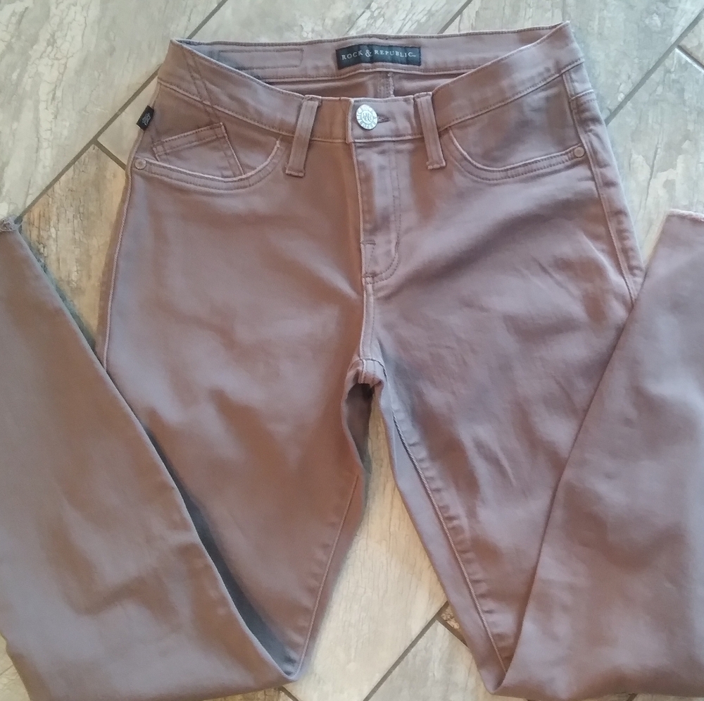 Nwot Rock & Republic colored denim